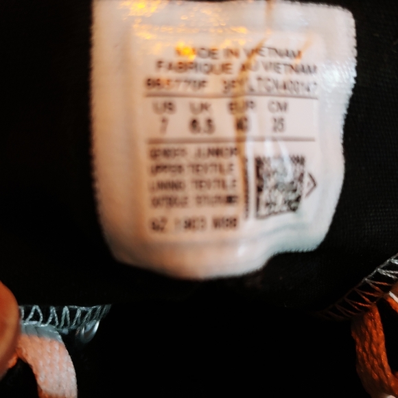 Converse Seek Peace - Picture 7 of 8